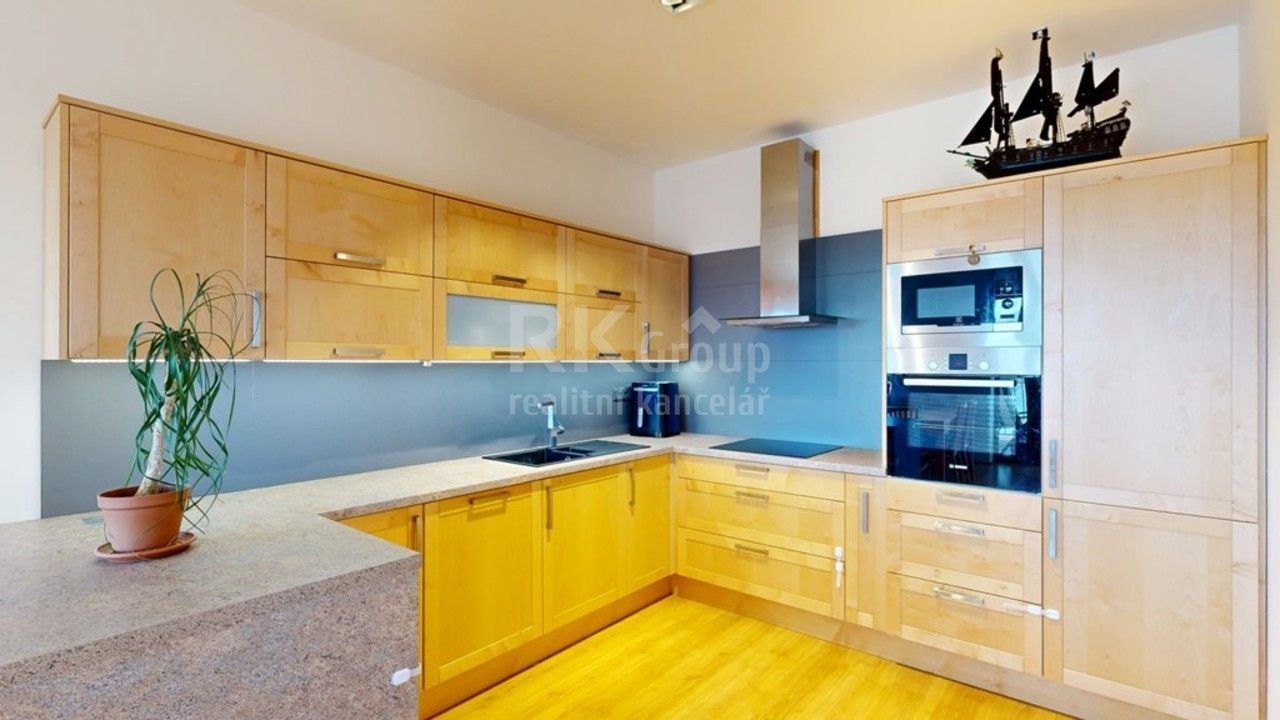 Prodej bytu 4+kk 104 m² - foto 4