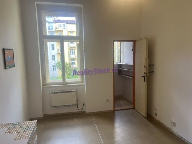Pronájem bytu 2+1 82 m² - foto 13
