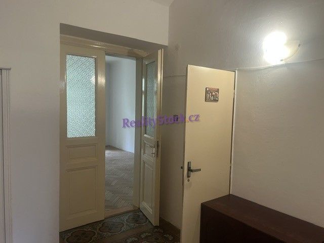Pronájem bytu 2+1 82 m² - foto 16