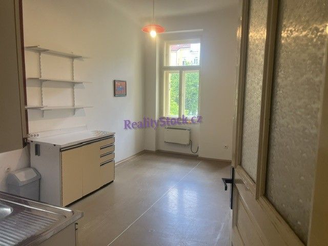 Pronájem bytu 2+1 82 m² - foto 18