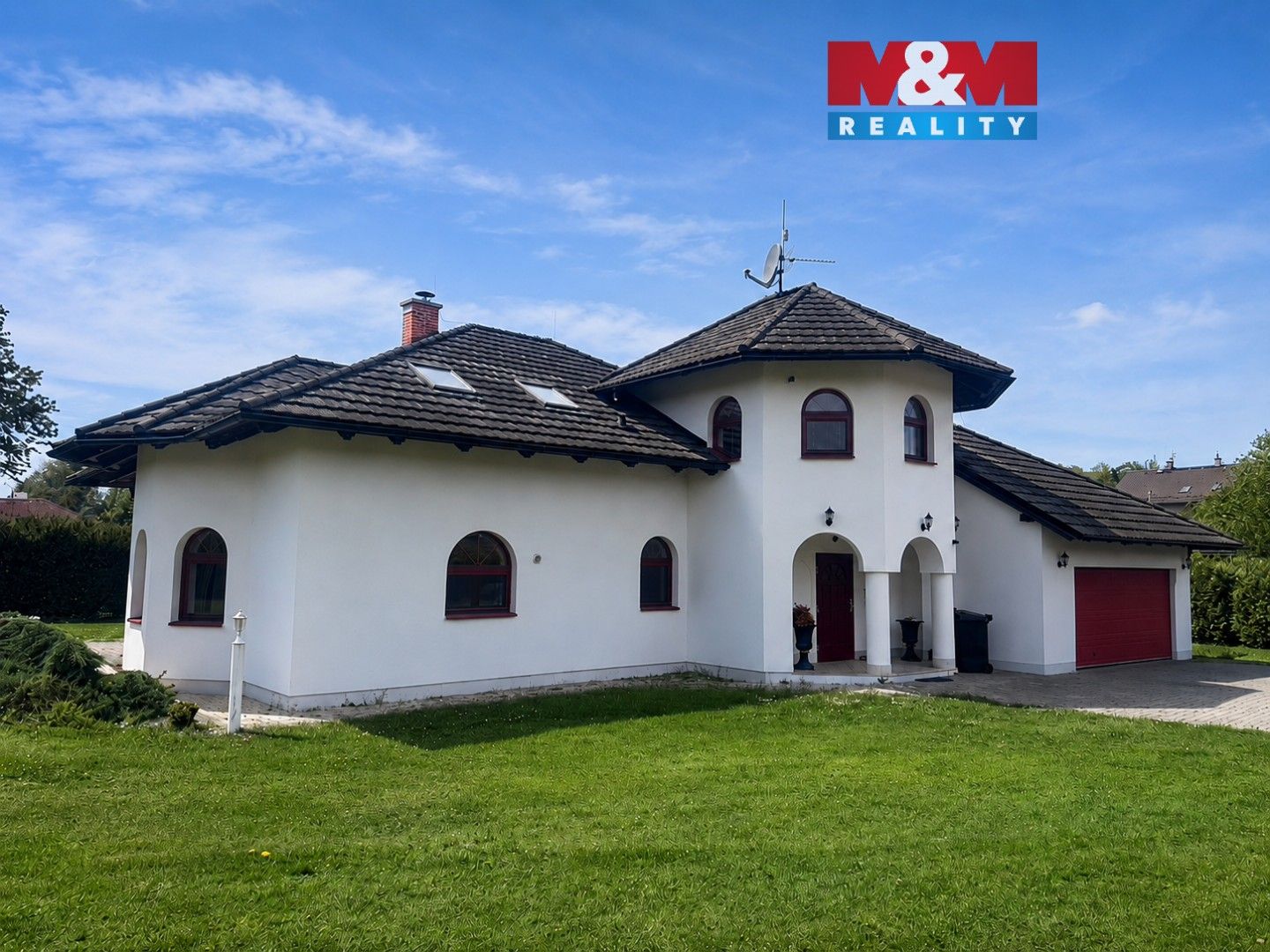 Pronájem domu 300 m² - foto 1