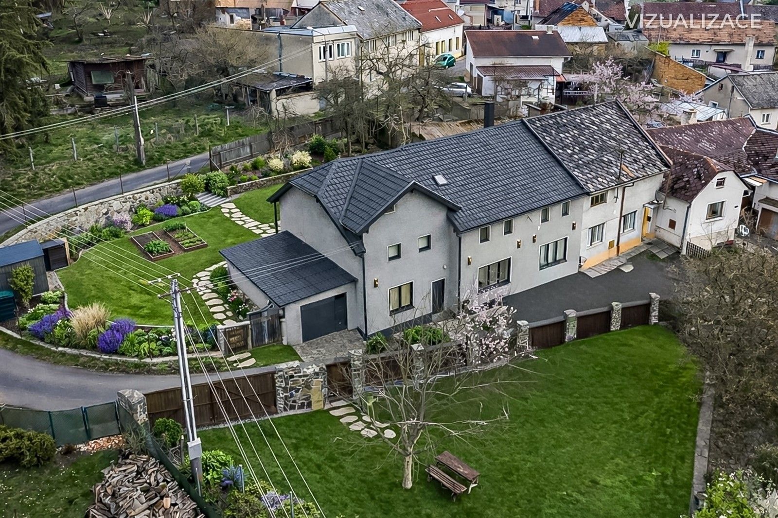 Prodej domu 253 m² - foto 1