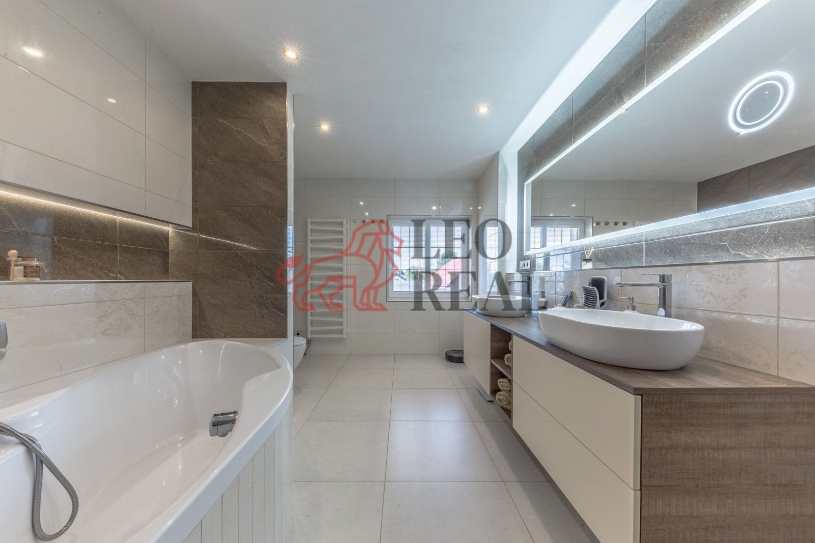 Prodej domu 205 m² - foto 9