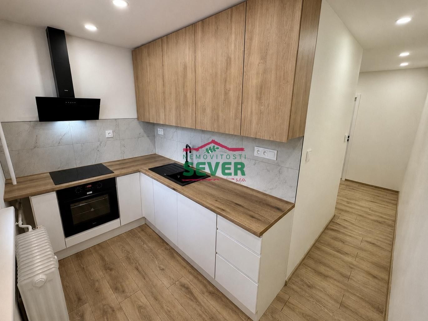 Pronájem bytu 2+1 56 m² - foto 1