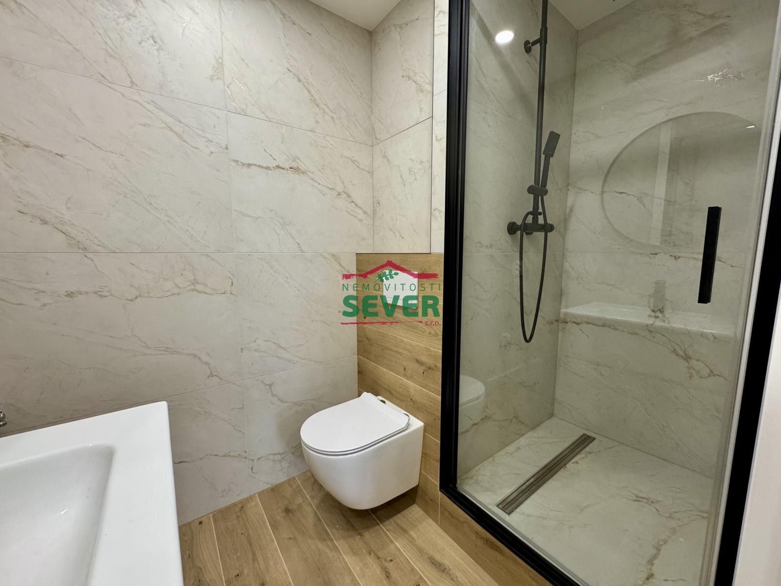 Pronájem bytu 2+1 56 m² - foto 8