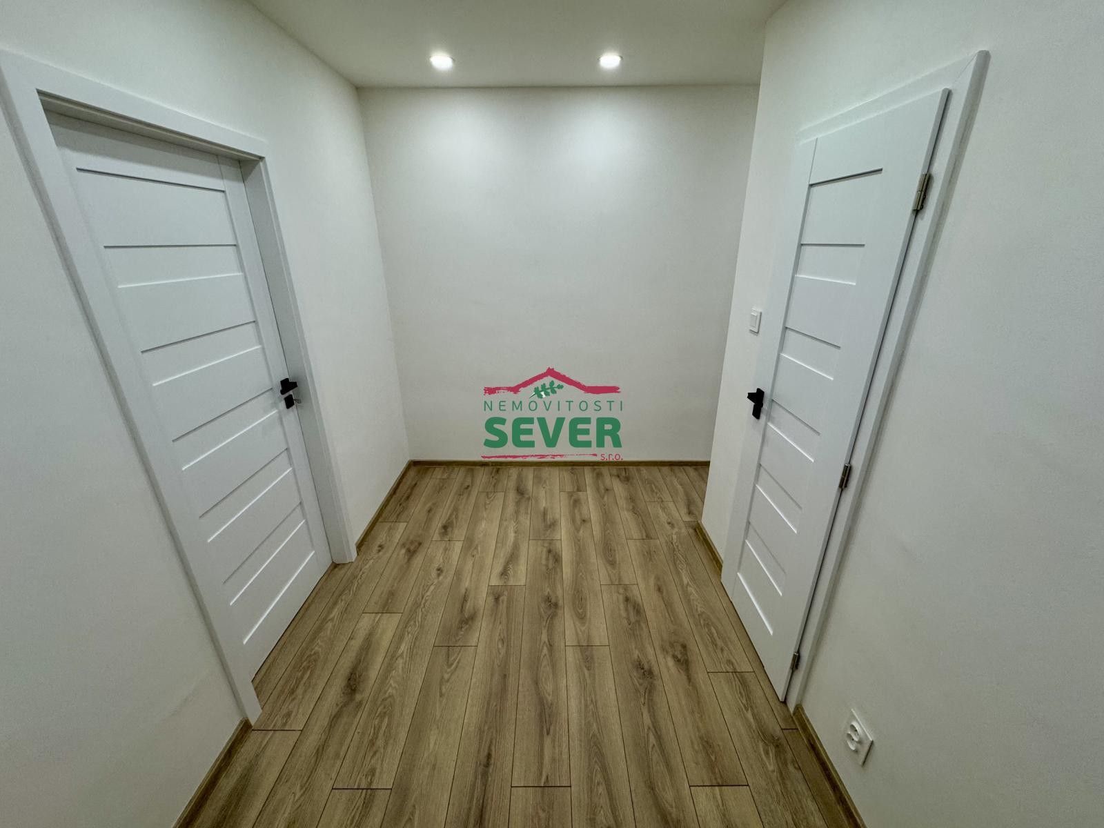 Pronájem bytu 2+1 56 m² - foto 13