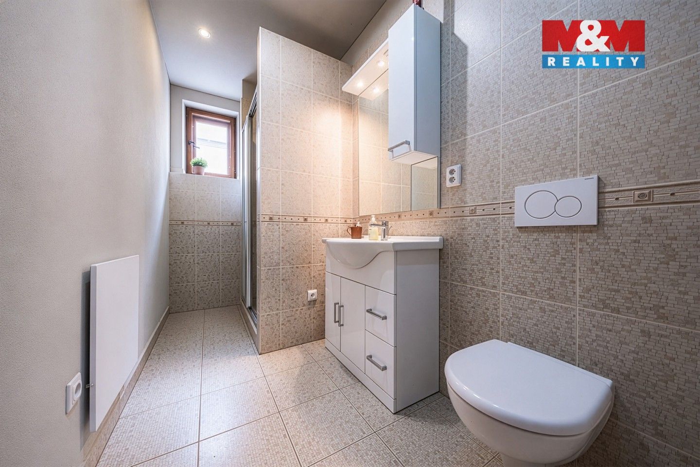 Prodej komerčního prostoru 240 m² - foto 4