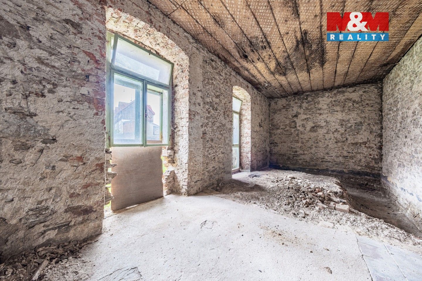 Prodej komerčního prostoru 240 m² - foto 12