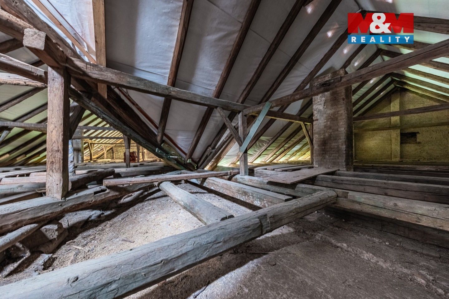 Prodej komerčního prostoru 240 m² - foto 22