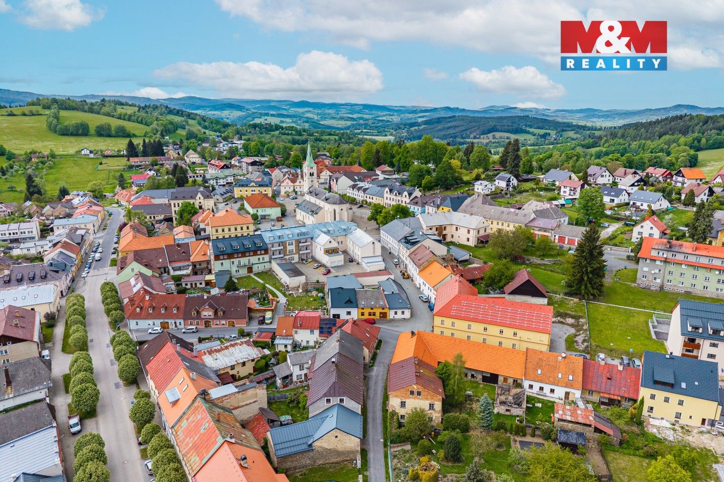 Prodej komerčního prostoru 240 m² - foto 32