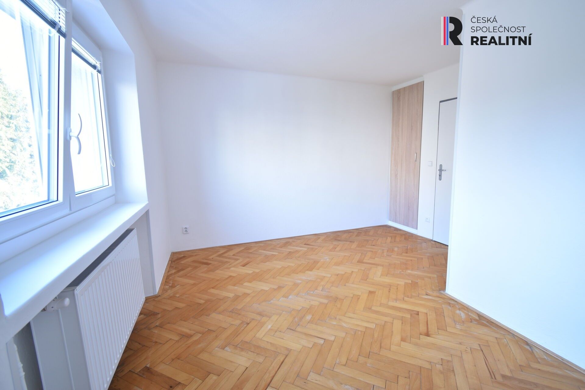 Pronájem bytu 3+1 77 m² - foto 3