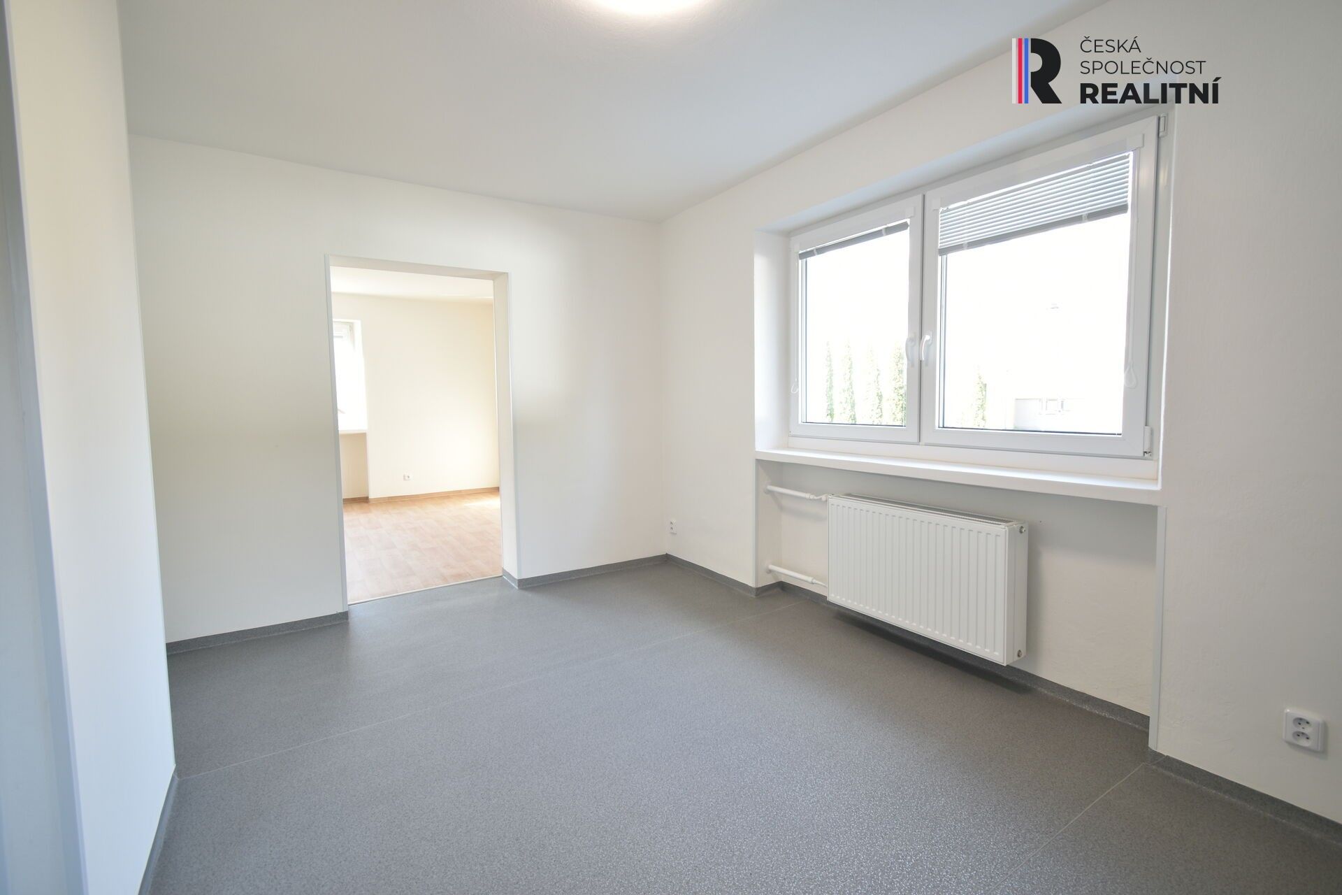 Pronájem bytu 2+1 79 m² - foto 5