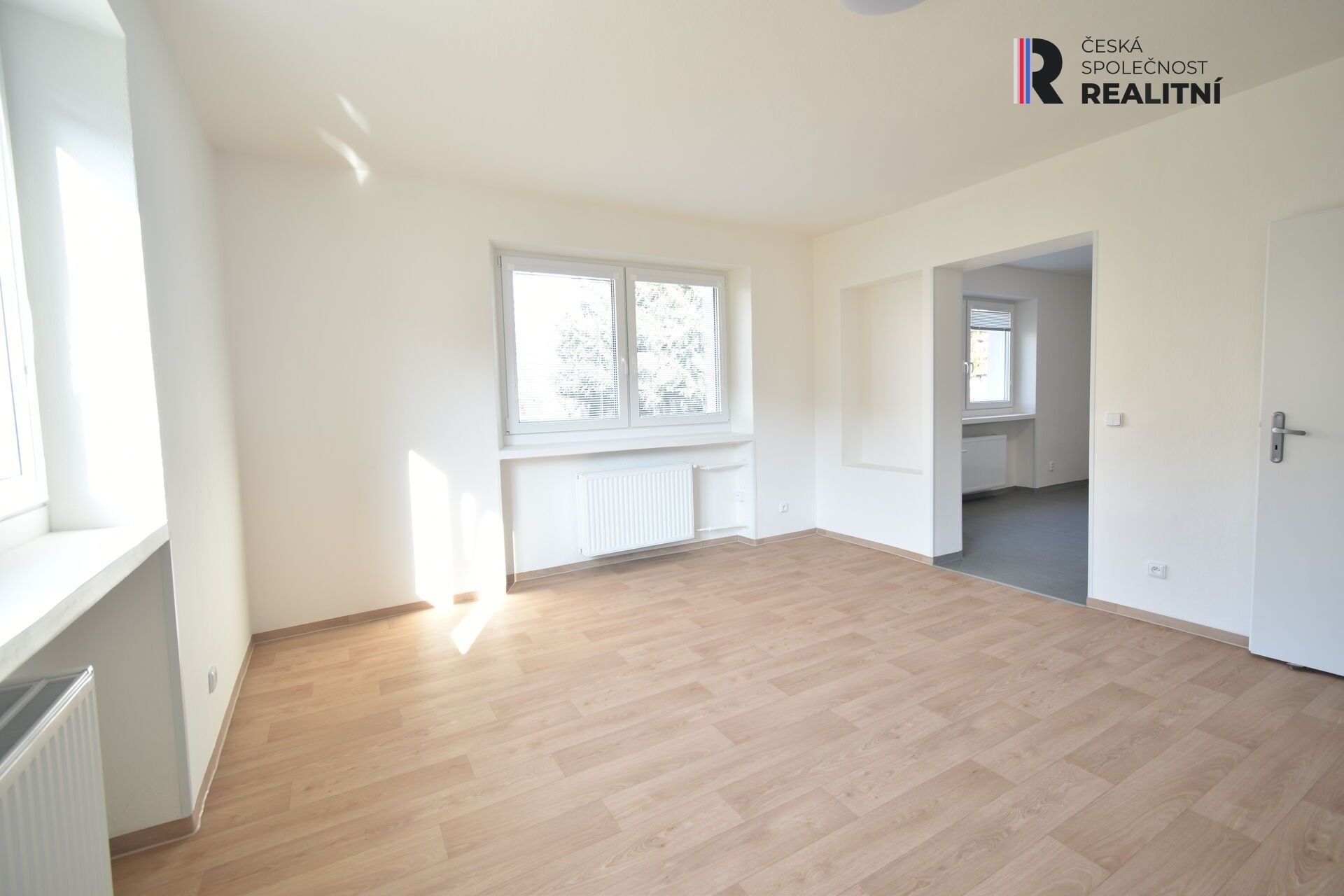 Pronájem bytu 2+1 79 m² - foto 8
