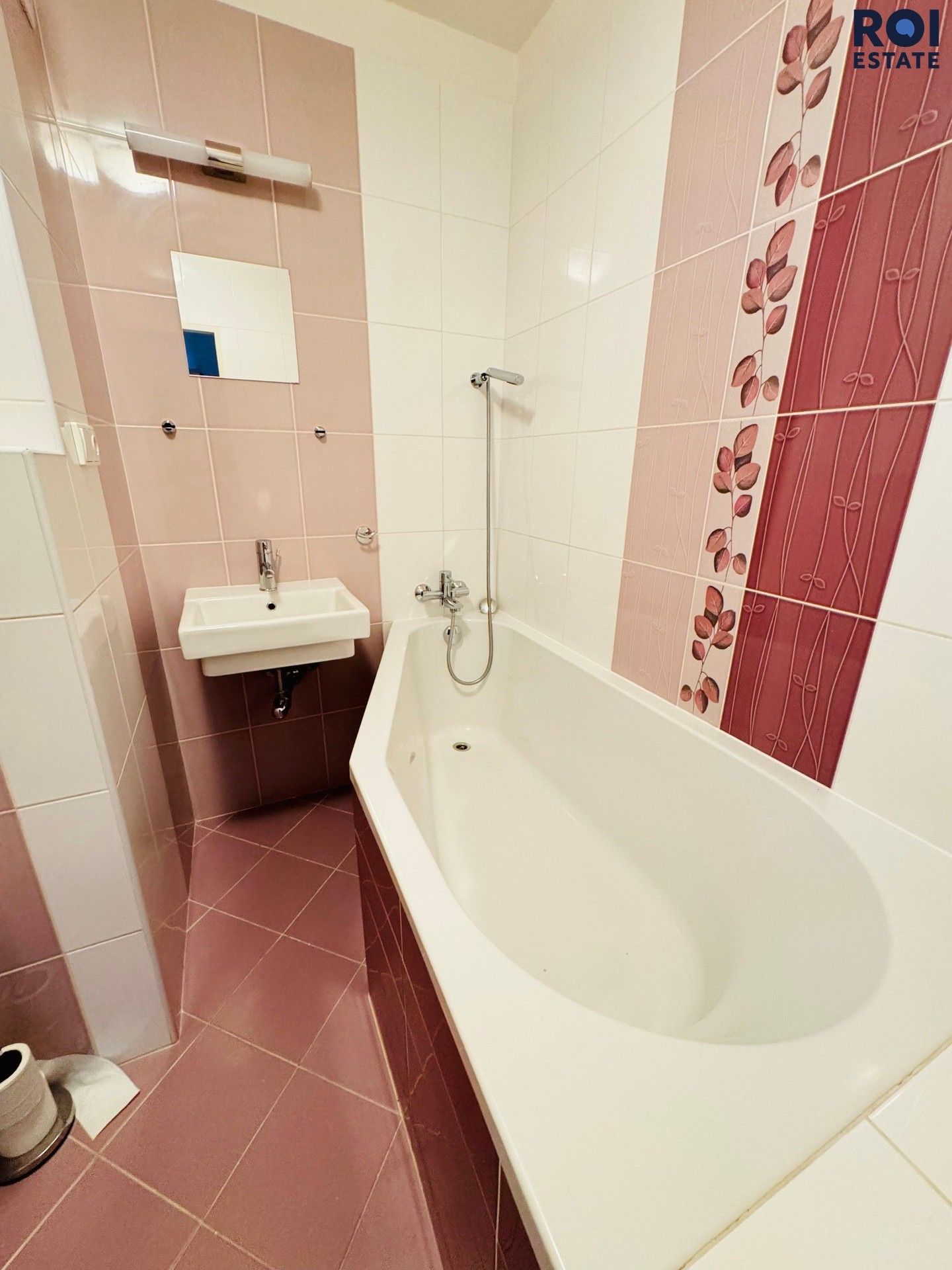 Pronájem bytu 1+kk 35 m² - foto 11