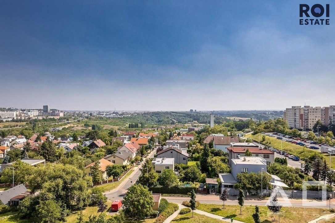 Pronájem bytu 2+kk 60 m² - foto 12