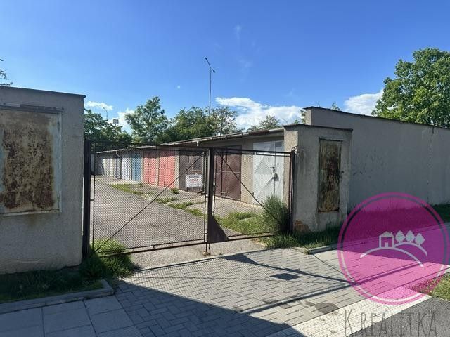 Prodej nemovitosti 17 m² - foto 1