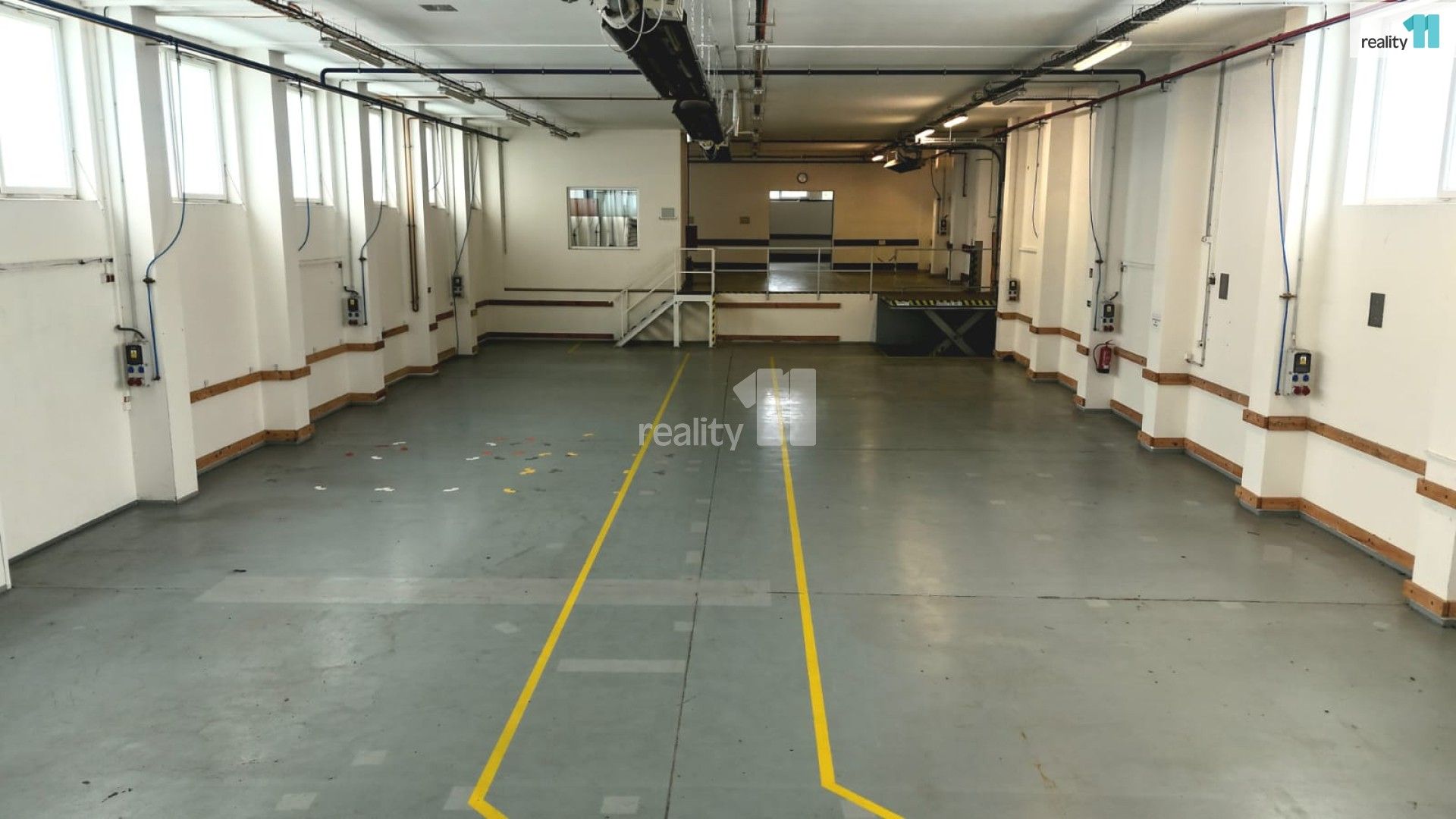Prodej komerčního prostoru 2849 m² - foto 11