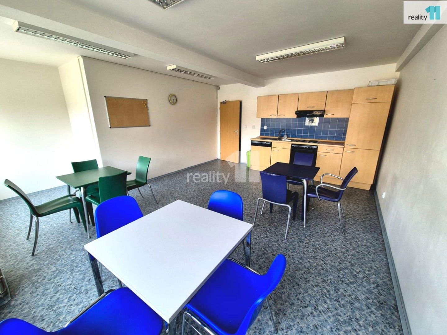 Prodej komerčního prostoru 2849 m² - foto 25