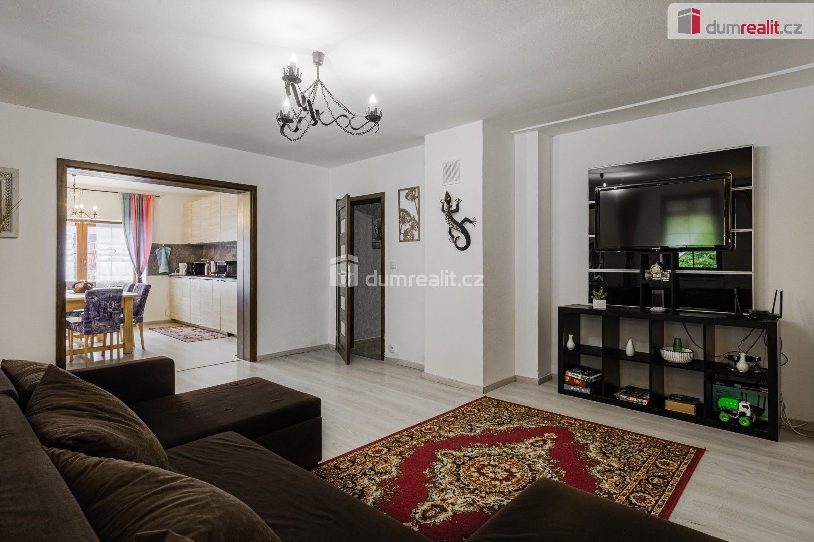 Prodej komerčního prostoru 300 m² - foto 7