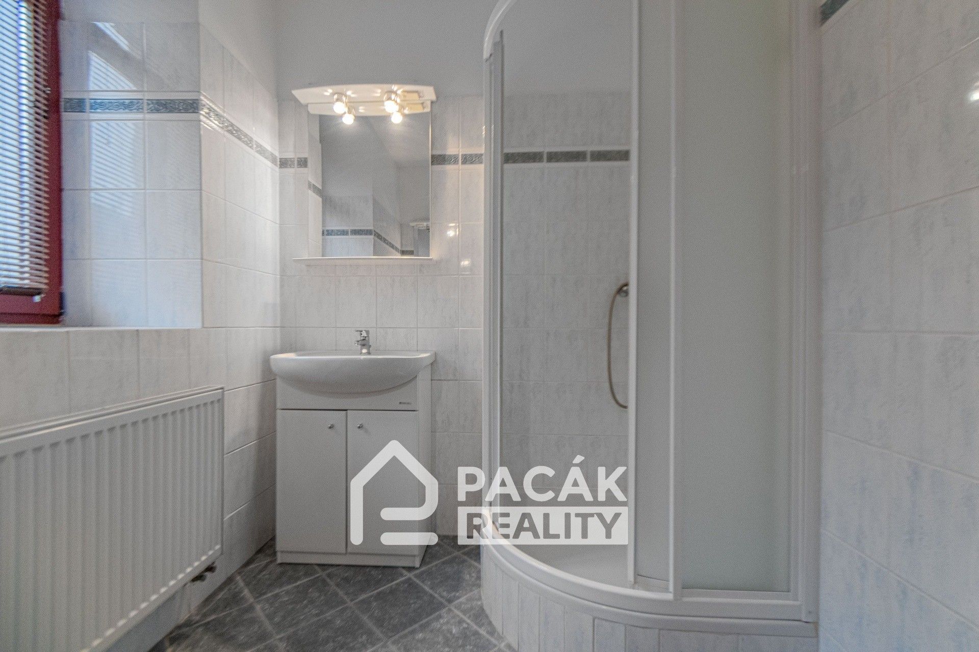 Pronájem komerčního prostoru 660 m² - foto 15