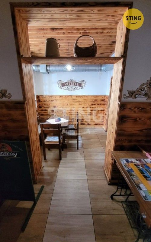 Pronájem komerčního prostoru 280 m² - foto 3