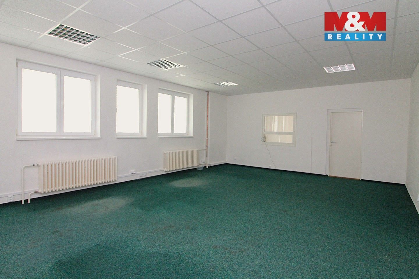 Pronájem komerčního prostoru 215 m² - foto 5