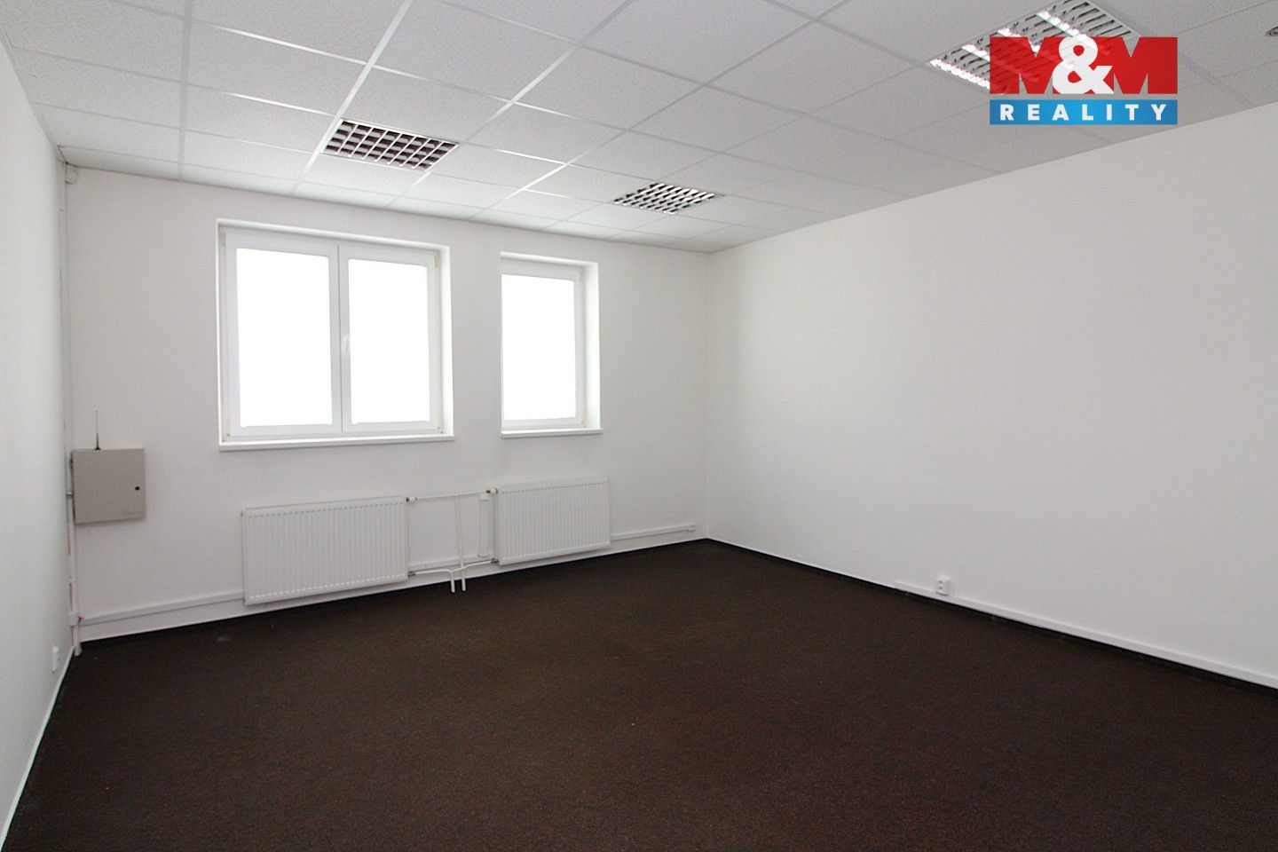 Pronájem komerčního prostoru 215 m² - foto 11