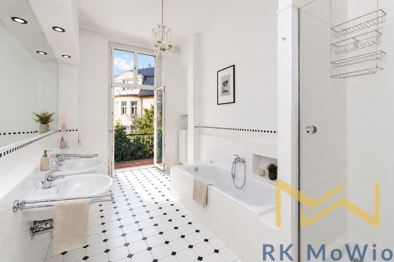 Pronájem bytu 5+1 240 m² - foto 5