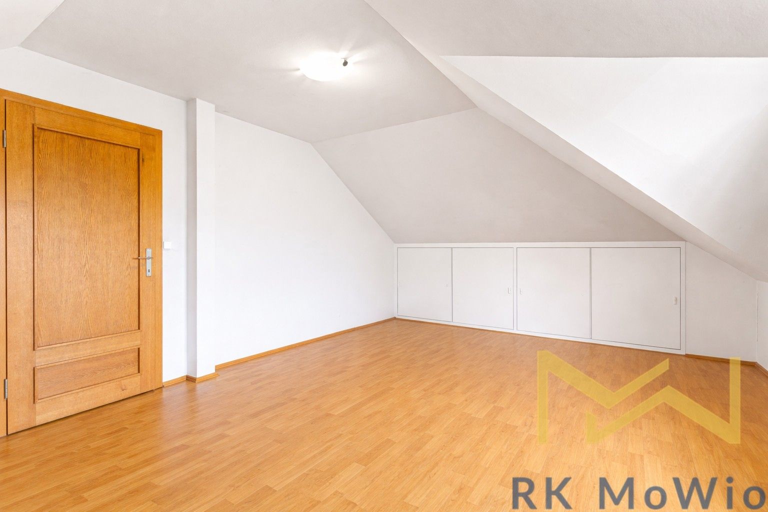 Pronájem domu 340 m² - foto 7