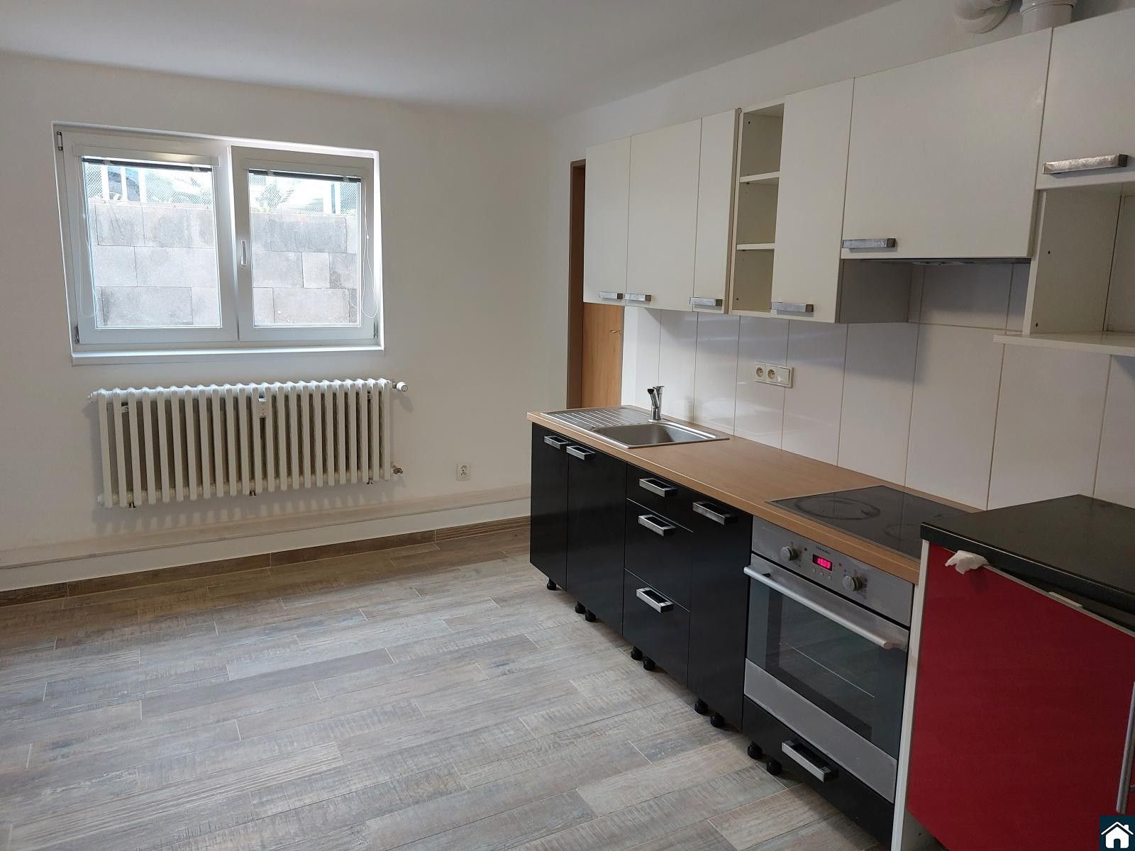 Pronájem bytu 1+1 39 m² - foto 6