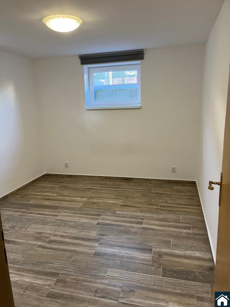 Pronájem bytu 1+1 39 m² - foto 11