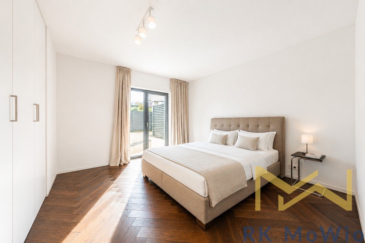 Prodej bytu 2+kk 82 m² - foto 1