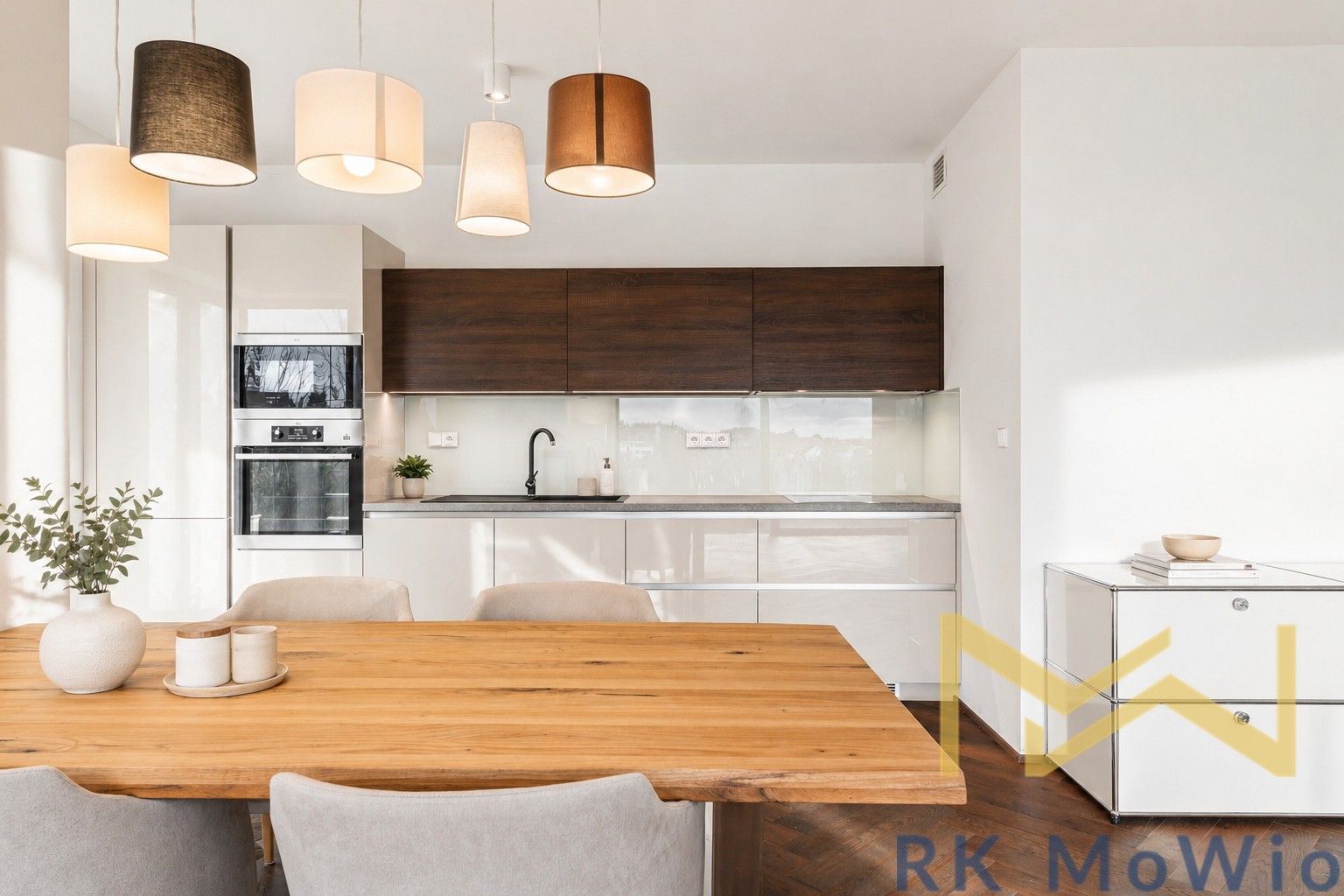Prodej bytu 2+kk 82 m² - foto 2