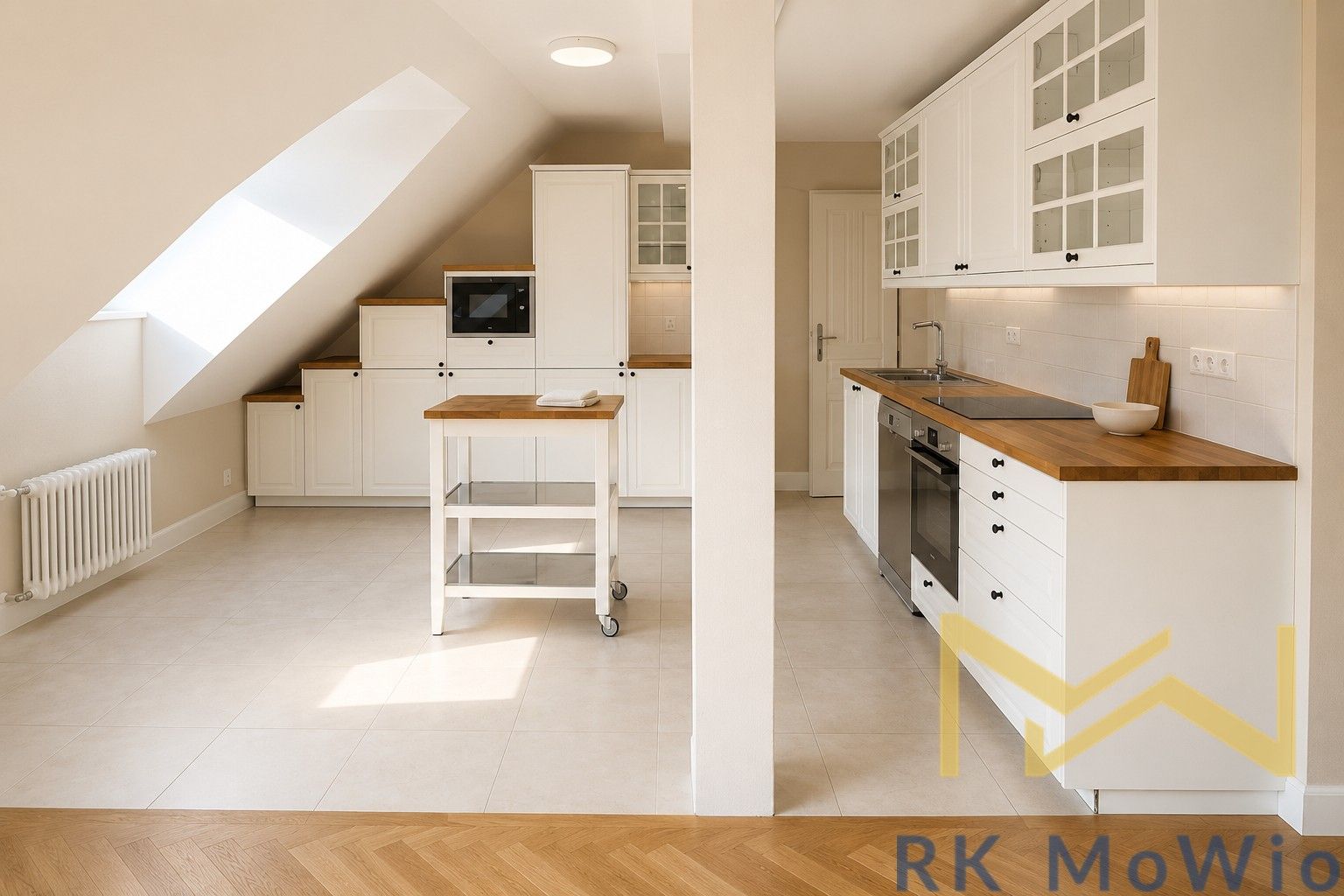 Pronájem bytu 4+kk 155 m² - foto 1