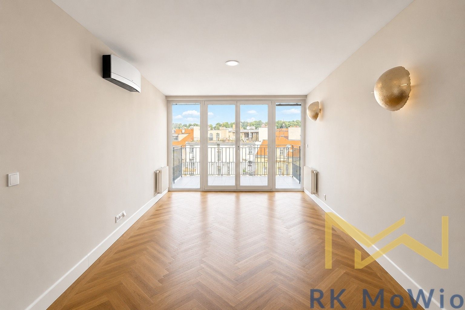 Pronájem bytu 4+kk 155 m² - foto 6