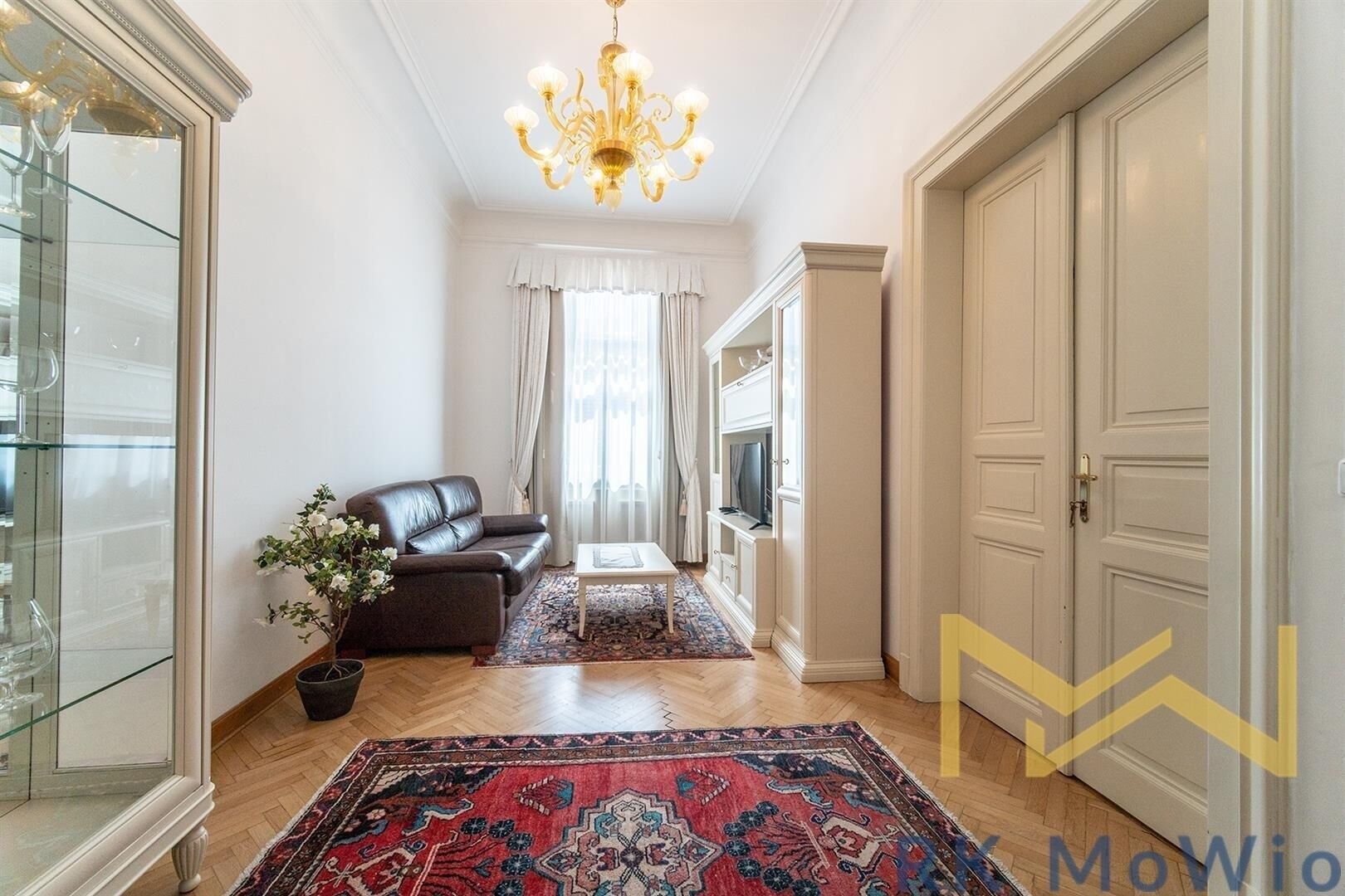 Pronájem bytu 3+kk 121 m² - foto 3