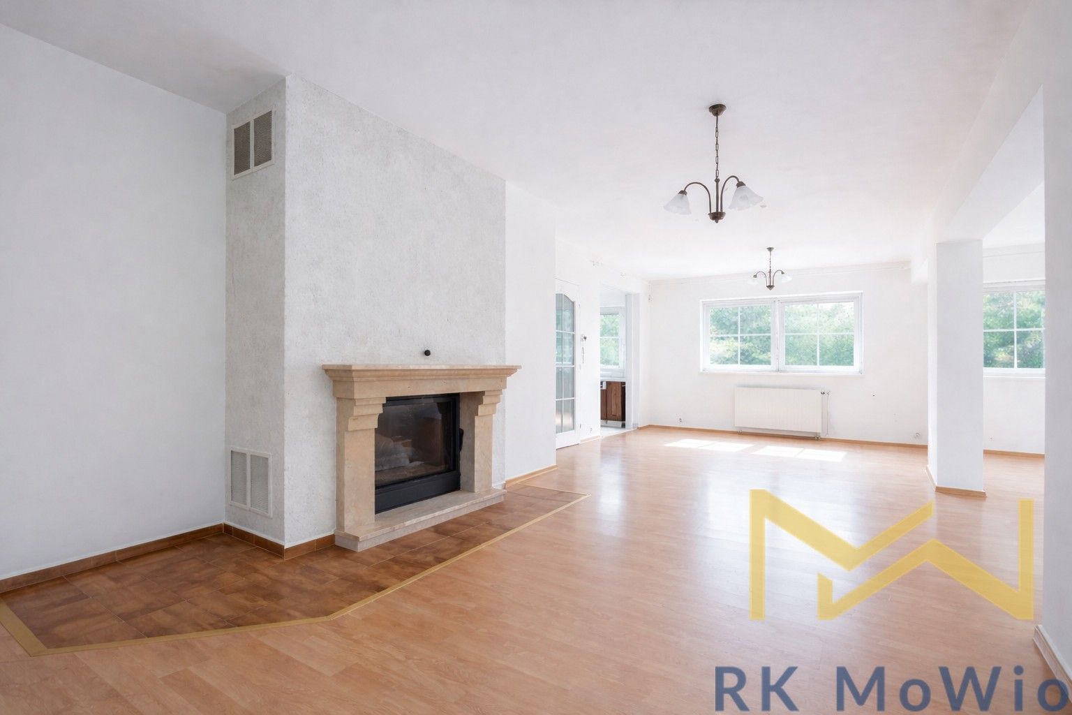 Pronájem domu 295 m² - foto 1