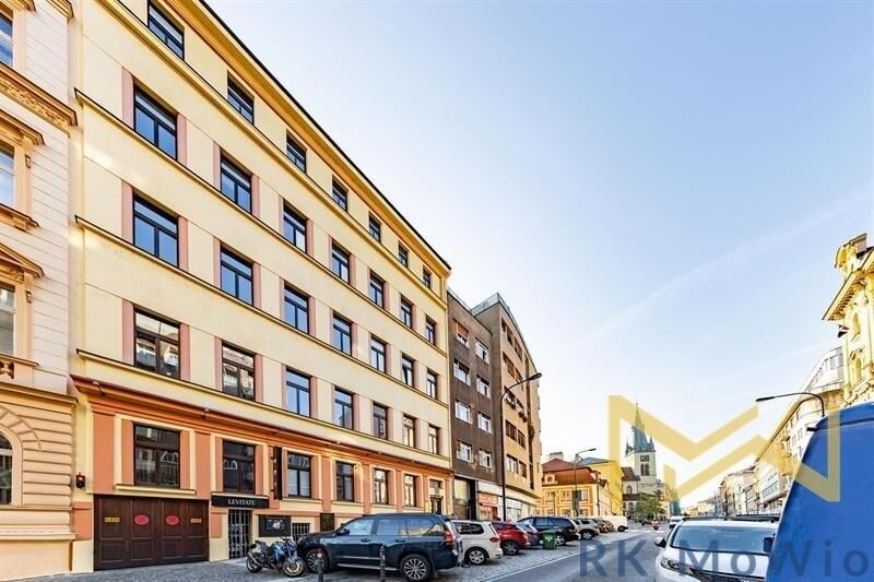 Pronájem bytu 2+kk 65 m² - foto 5
