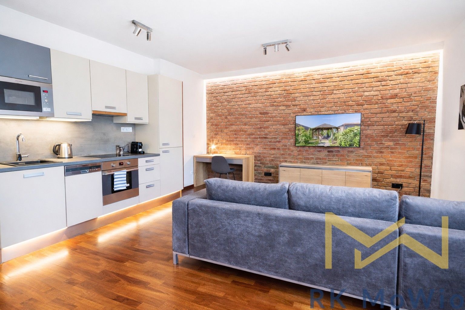 Pronájem bytu 2+kk 44 m² - foto 2