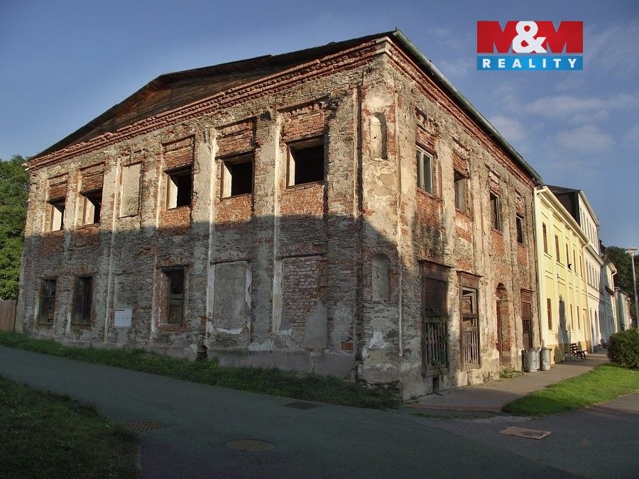 Prodej nemovitosti 200 m² - foto 3