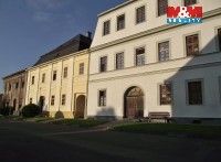 Prodej nemovitosti 200 m² - foto 5