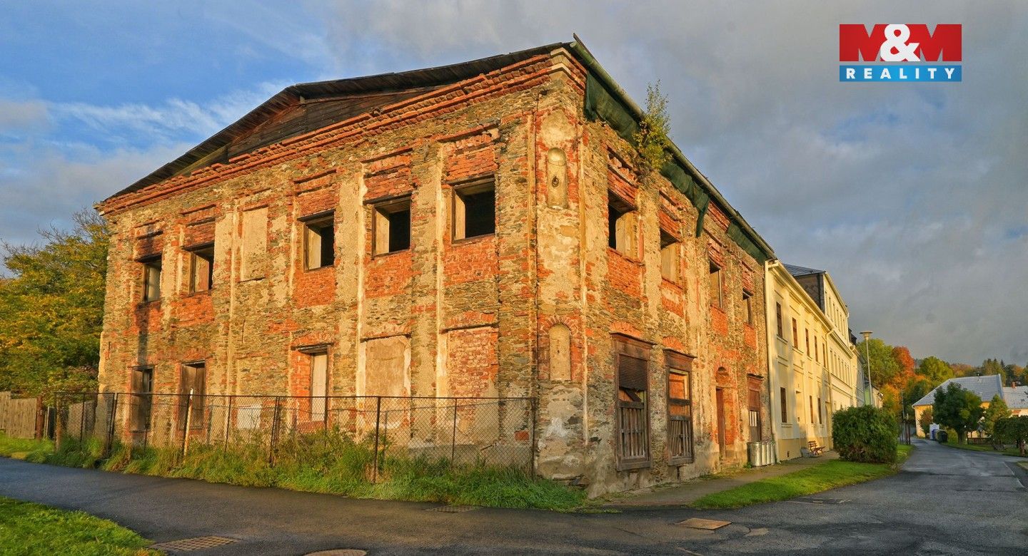 Prodej nemovitosti 200 m² - foto 12