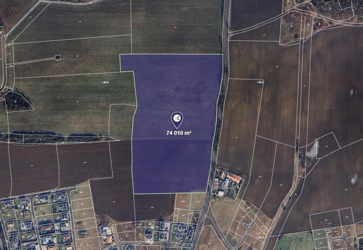 Prodej pozemku 74010 m² - foto 1