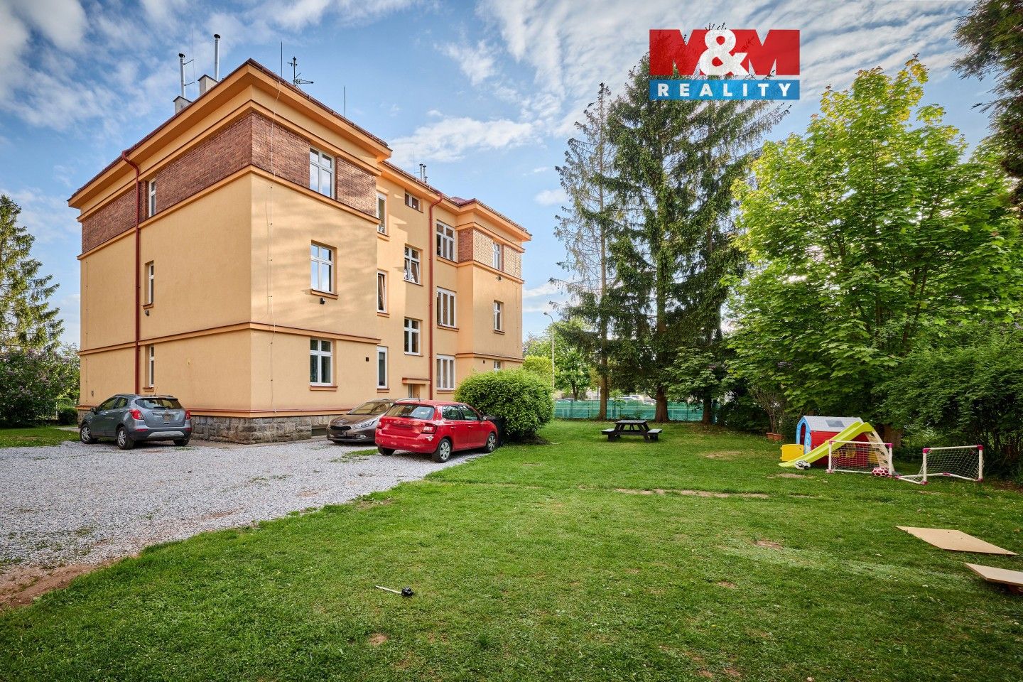 Prodej bytu 2+1 66 m² - foto 1