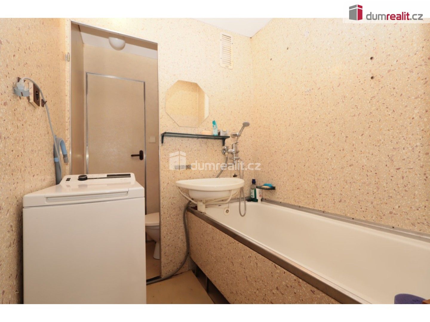 Prodej bytu 2+1 66 m² - foto 18