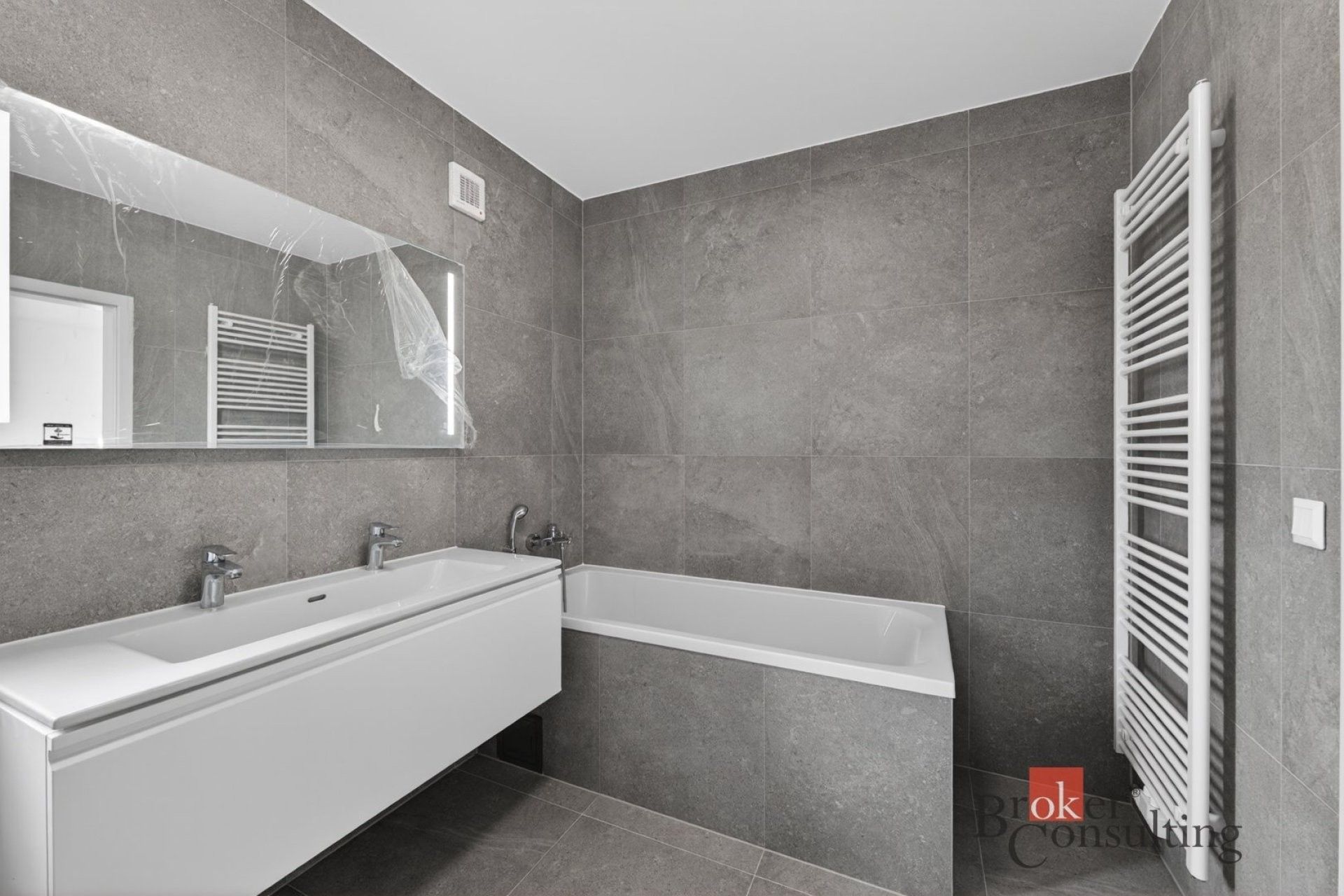 Prodej nemovitosti 141 m² - foto 8