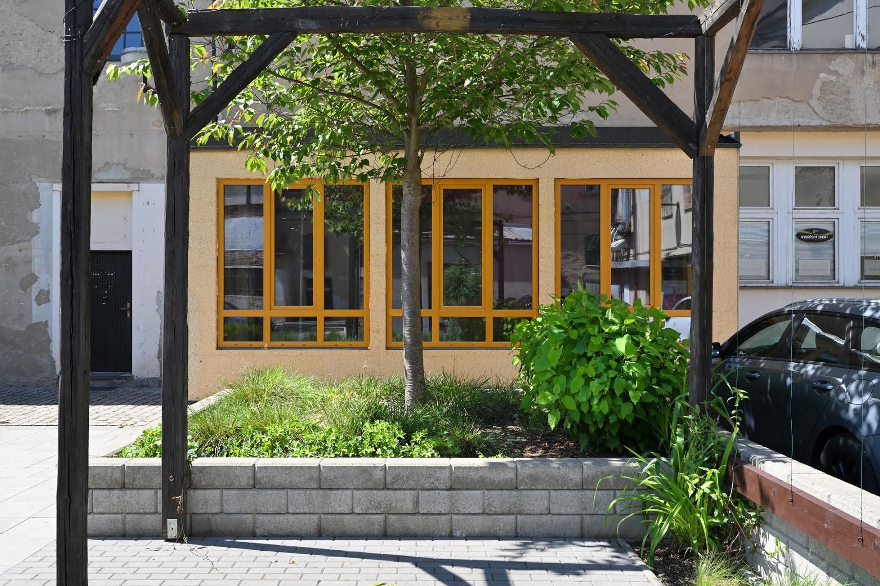 Pronájem komerčního prostoru 159 m² - foto 2
