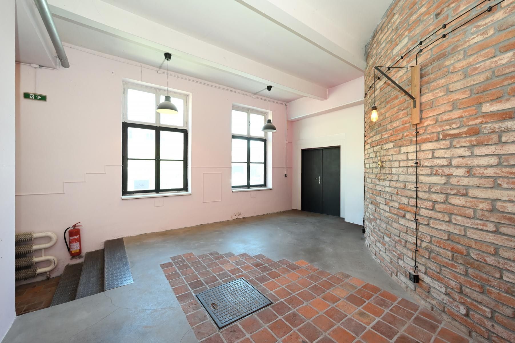 Pronájem komerčního prostoru 159 m² - foto 13