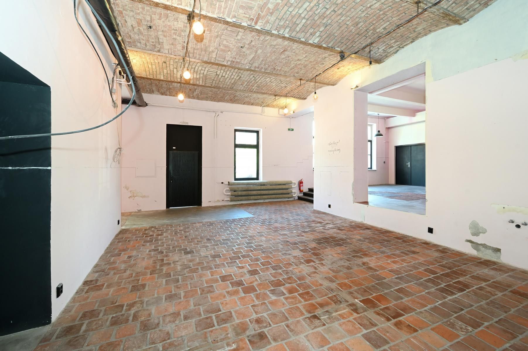 Pronájem komerčního prostoru 159 m² - foto 14