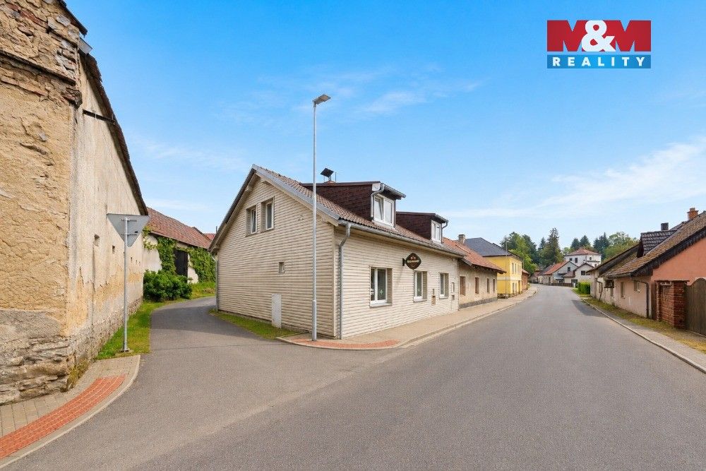 Prodej komerčního prostoru 198 m² - foto 8
